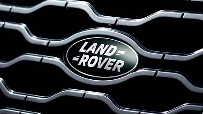 Land Rover close logo view