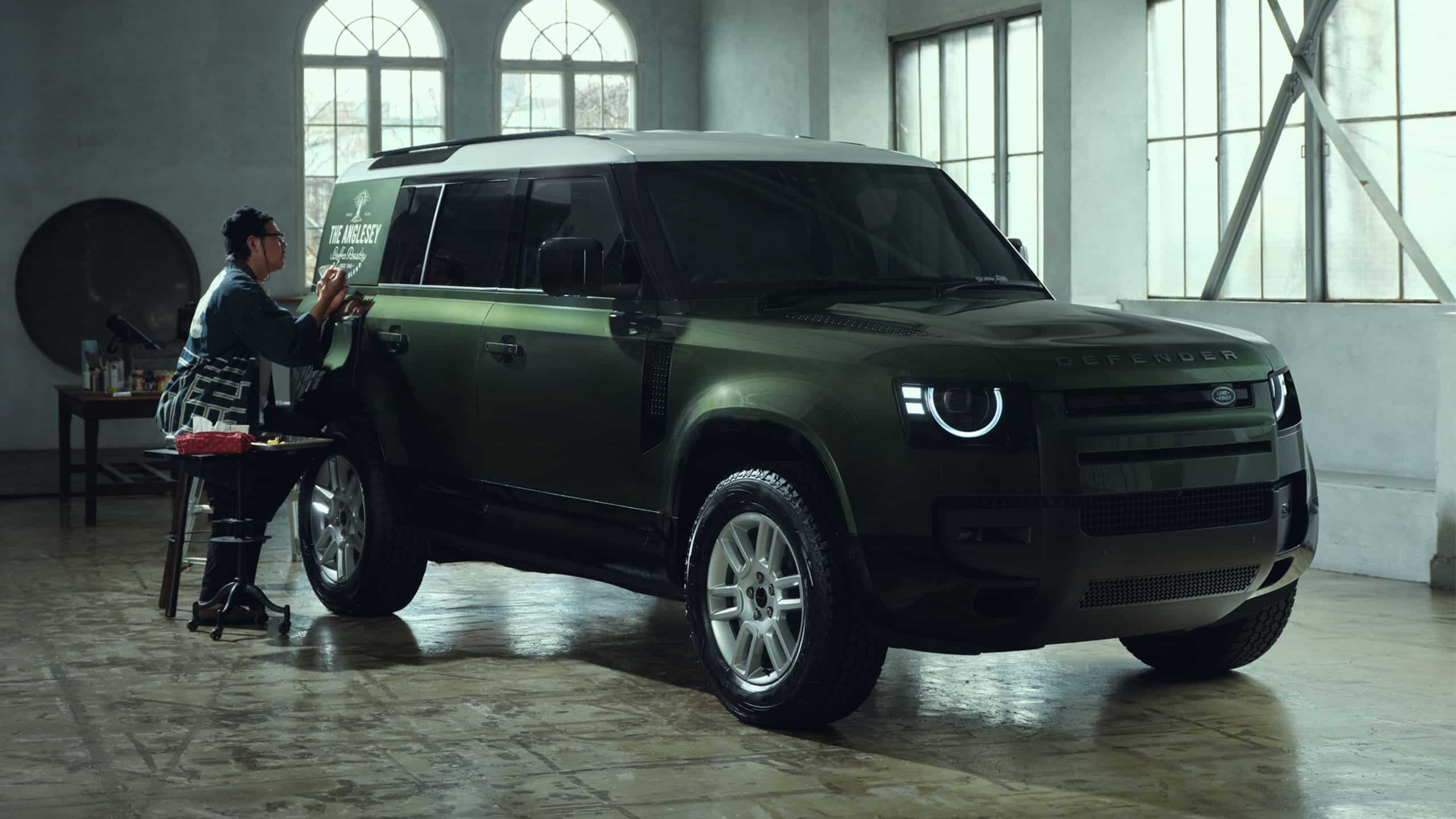 ディフェンダー | どこへでも行ける4WD | 不可能を可能にする