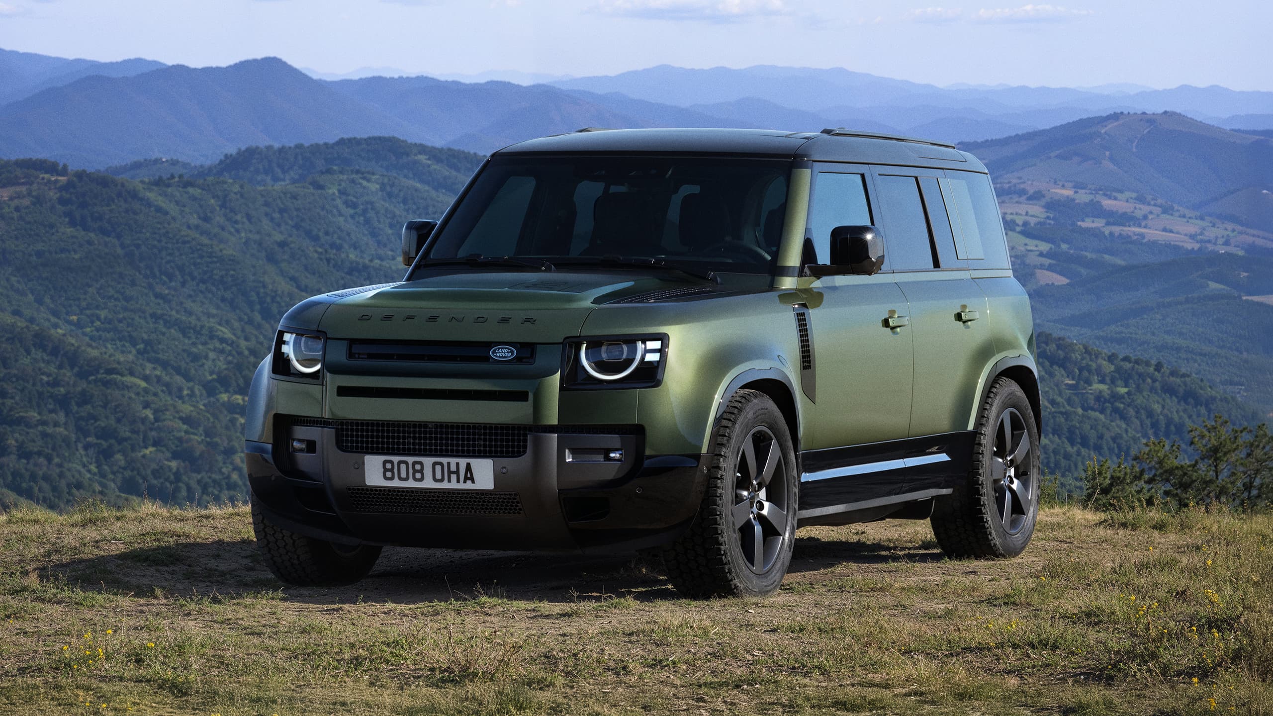 ディフェンダー | どこへでも行ける4WD | 不可能を可能にする